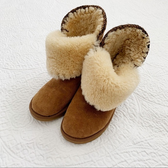 Australia Luxe Collective Dixie‎ Belted Fold-Down Sheepskin Boot, Chestnut - Picture 1 of 8